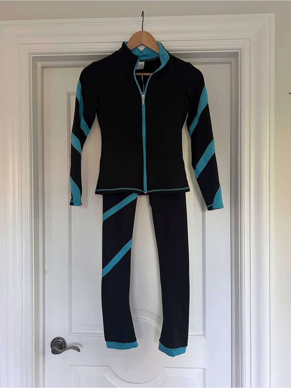 CHLOENOEL stylish figure skating black and teal jacket and pants set - girls